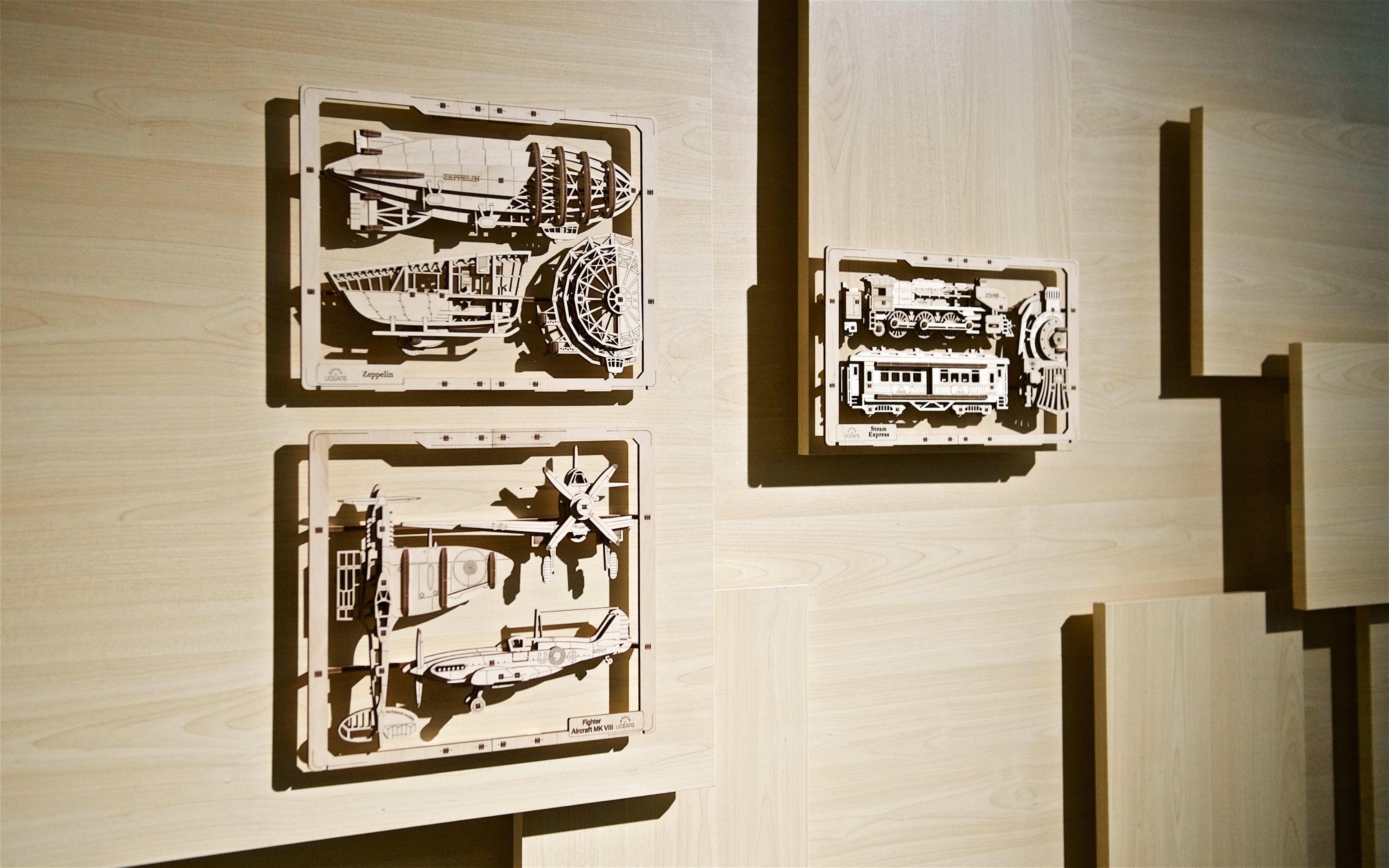 UGears 2,5D Wandbild - Dampflokomotive