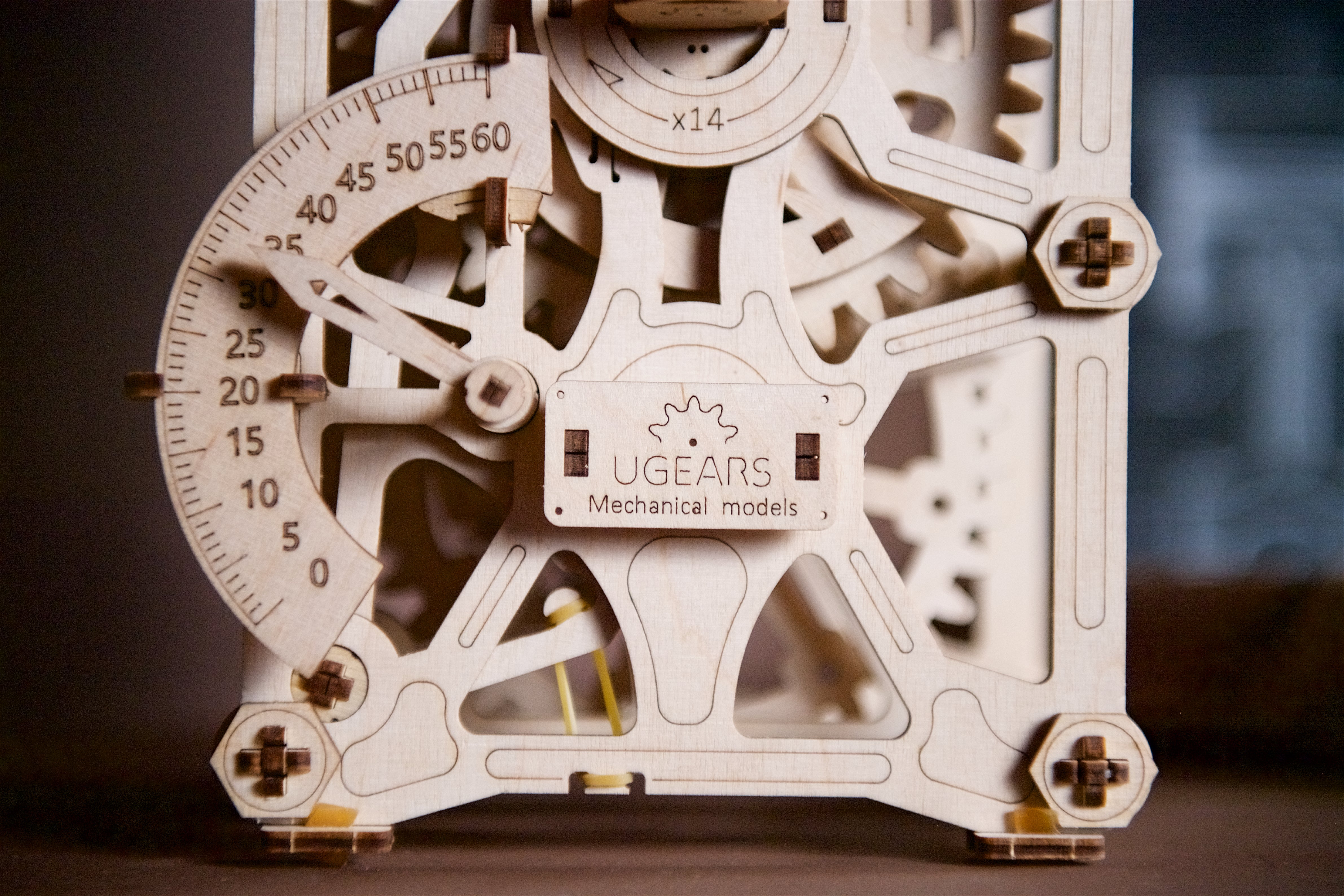 Engine Clock - Zweizylinder Uhr