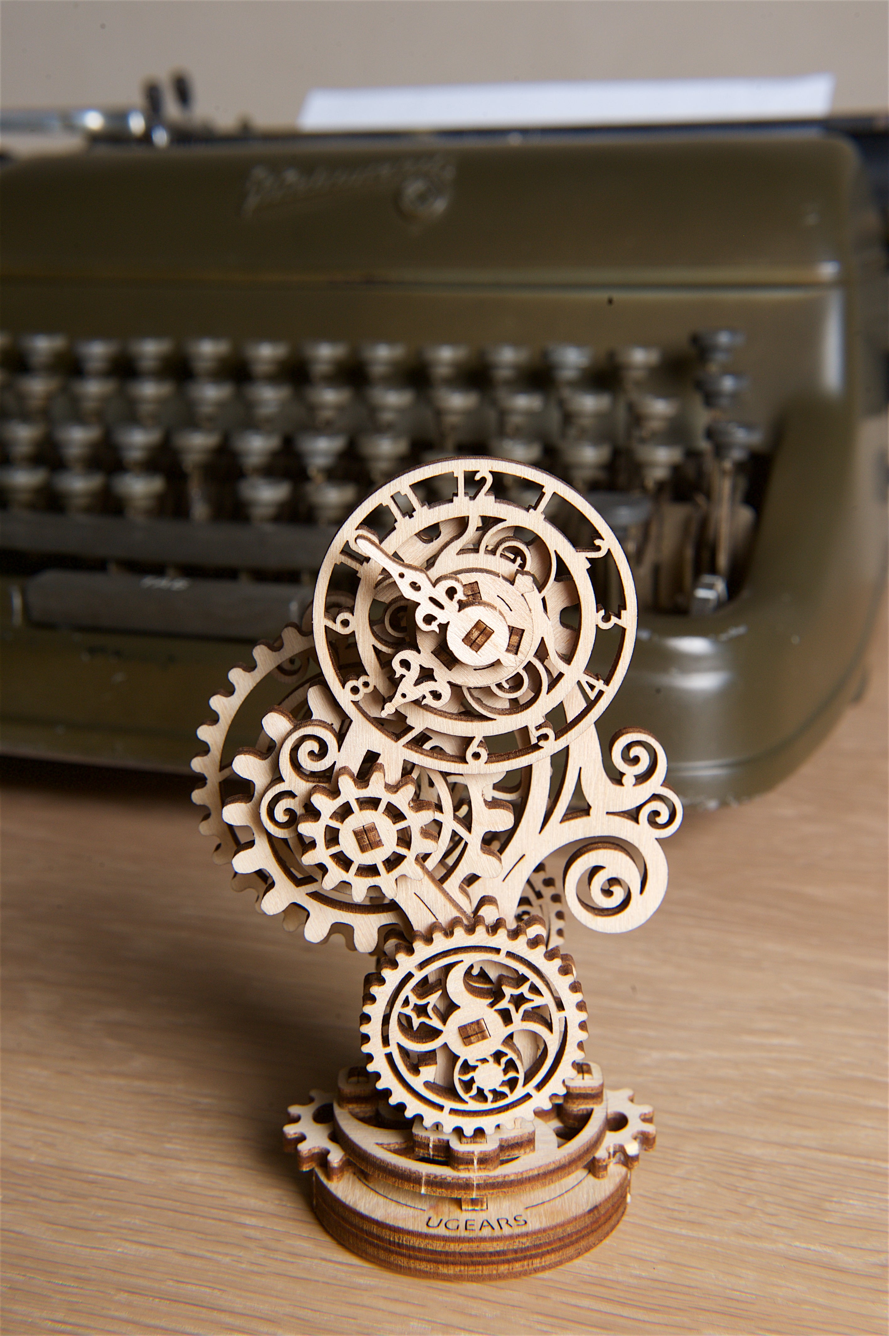 Uhr im Steampunk Design